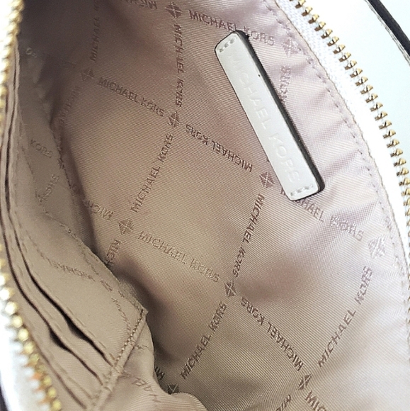 Michael Kors Wristlet - Picture 3 of 10